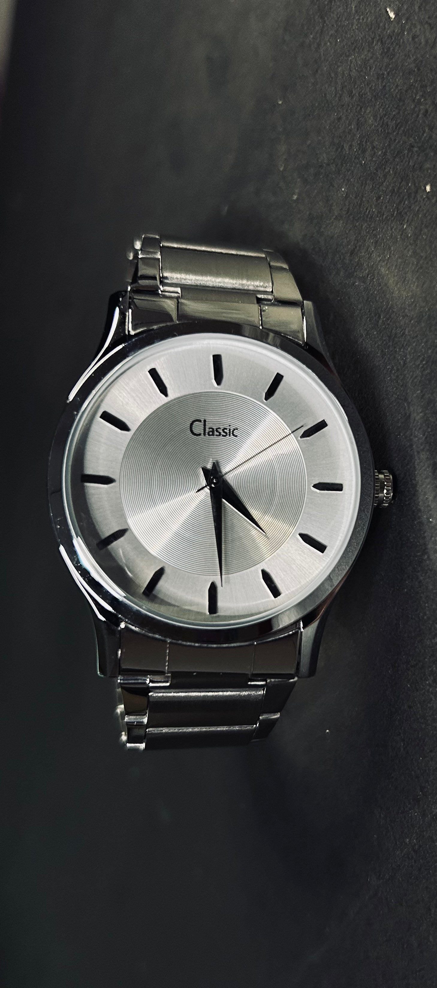 Classic Essentials Analog Round Silver Sunburst dial Wrist Watch with Stainless Steel Metal Strap